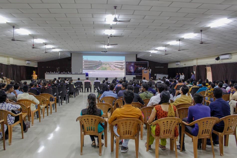 Vidyabharti Trust College Of Master in computer Application Surat Events photo 14